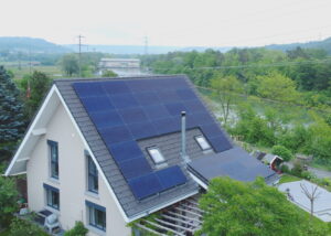 Referenz EFH Villnachern Steildachanlage Solarpaket TOP