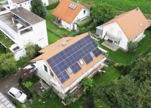 Solaranlage_Steildach EFH Ehrendingen – ENPRO Energiearchitekten AG Brugg Aargau