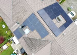 2_Solaranlage Solarpaket TOP Swiss für EFH in Schinznach-Bad - ENPRO Energiearchitekten AG Brugg Aargau